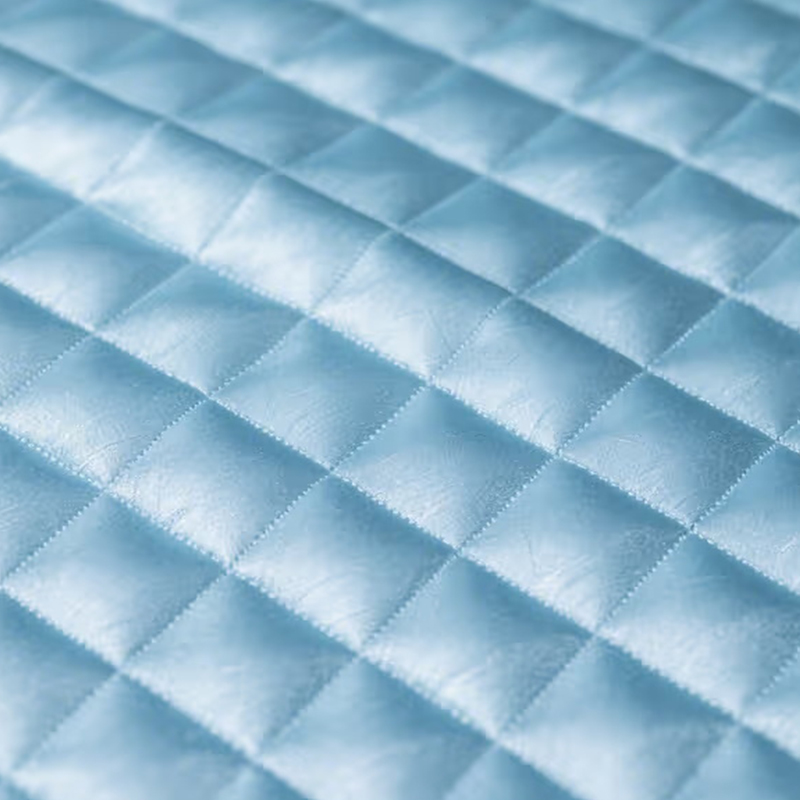 Kostkovaná látka z imitace brokátu